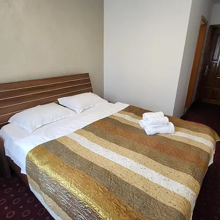 Aparthotel Boutique Global Braşov Esterno foto