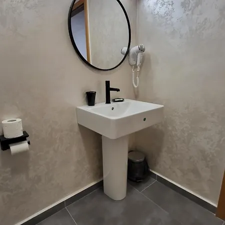 Aparthotel Boutique Global Braşov Esterno foto